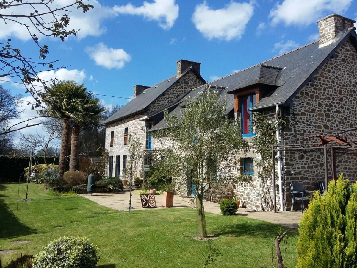 Bed and Breakfast Les Petites Chapelles Saint-Pierre-de-Plesguen Екстер'єр фото