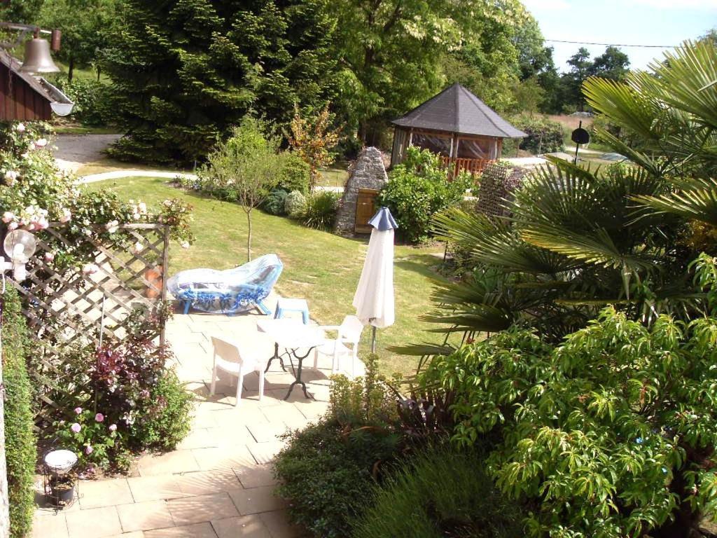 Bed and Breakfast Les Petites Chapelles Saint-Pierre-de-Plesguen Екстер'єр фото