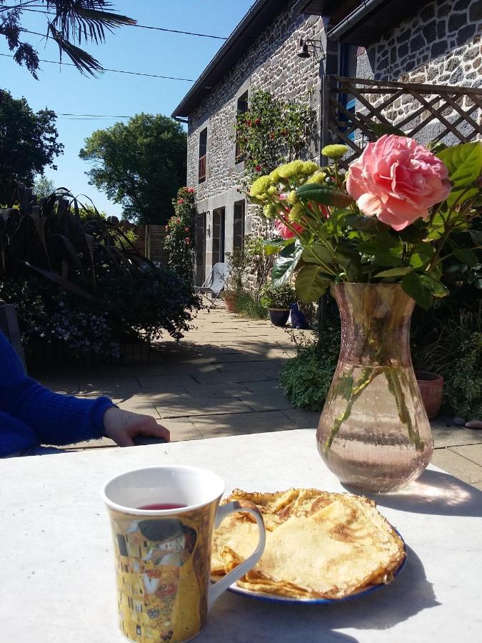 Bed and Breakfast Les Petites Chapelles Saint-Pierre-de-Plesguen Екстер'єр фото