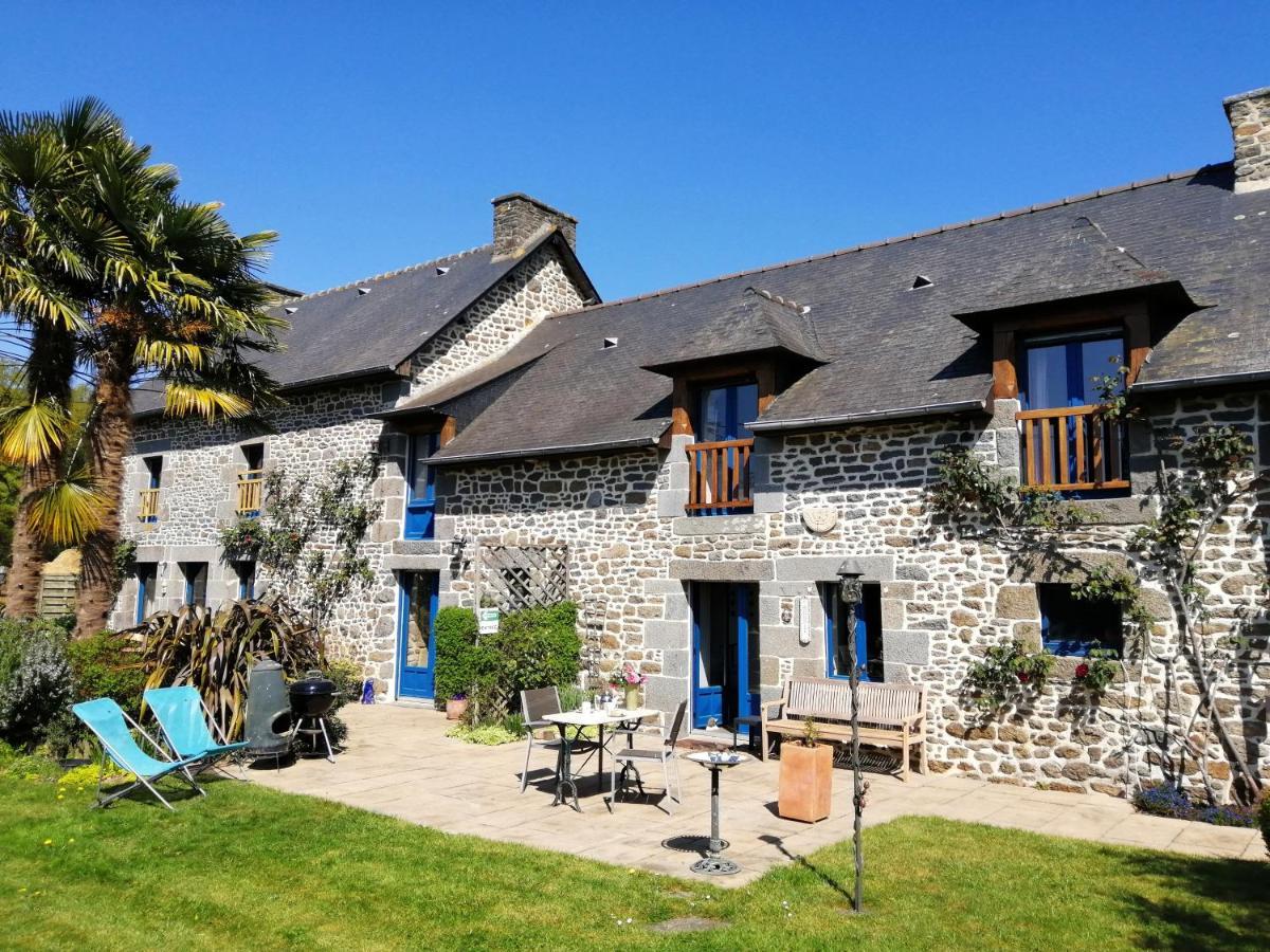 Bed and Breakfast Les Petites Chapelles Saint-Pierre-de-Plesguen Екстер'єр фото